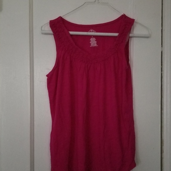 john's bay pink  tank top.  . NOT OFFERS - Picture 2 of 5